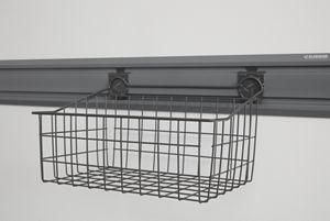 5 of 6 images - 18" Wide Wire Basket (thumbnails)