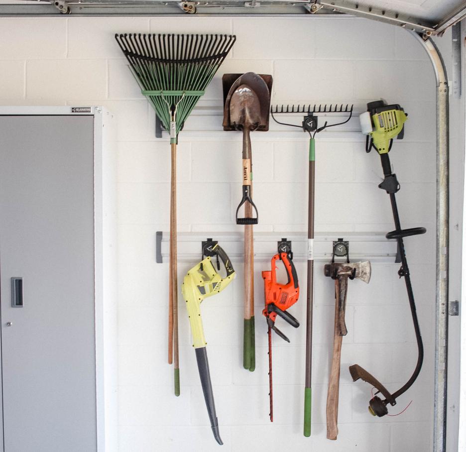 Gladiator garage hooks online