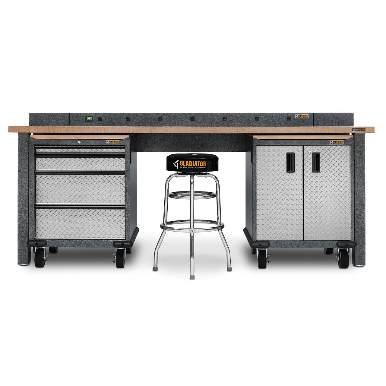 6' Wide 9-Outlet Workbench Powerstrip | Gladiator