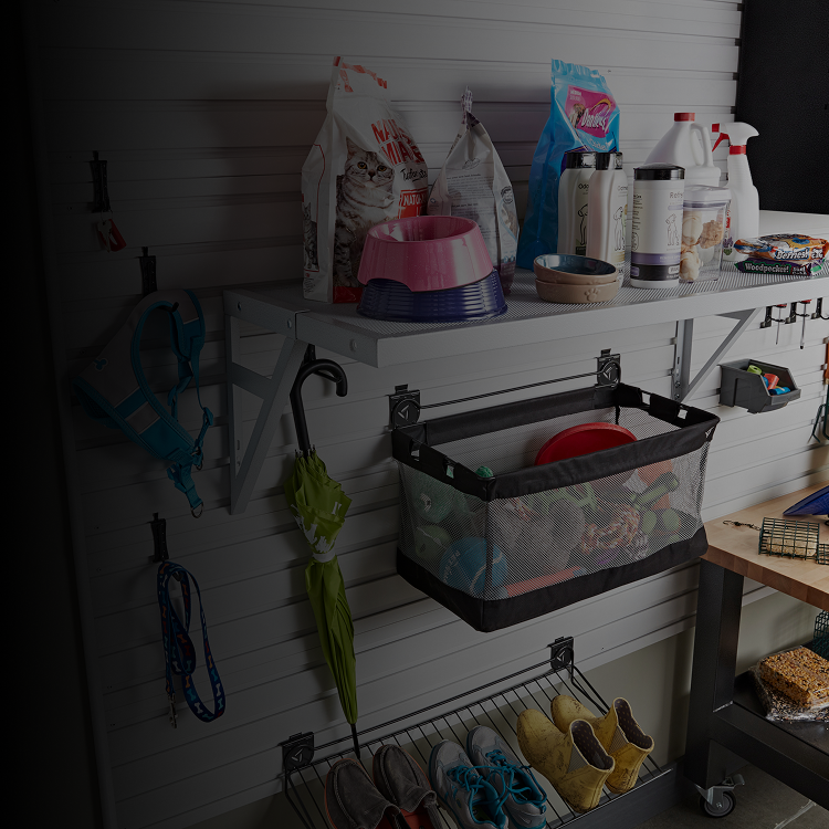 Items organized in Gladiator® wall organization
