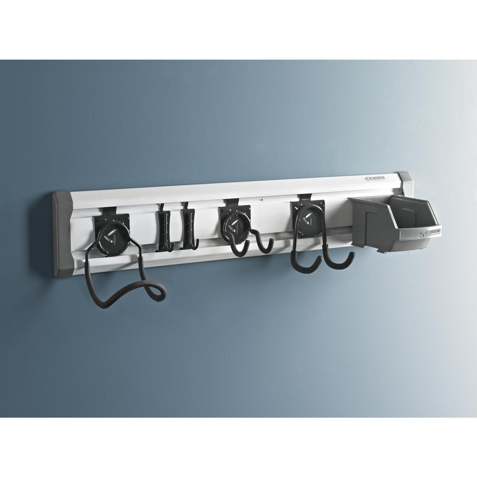 Gladiator Cradle Hook