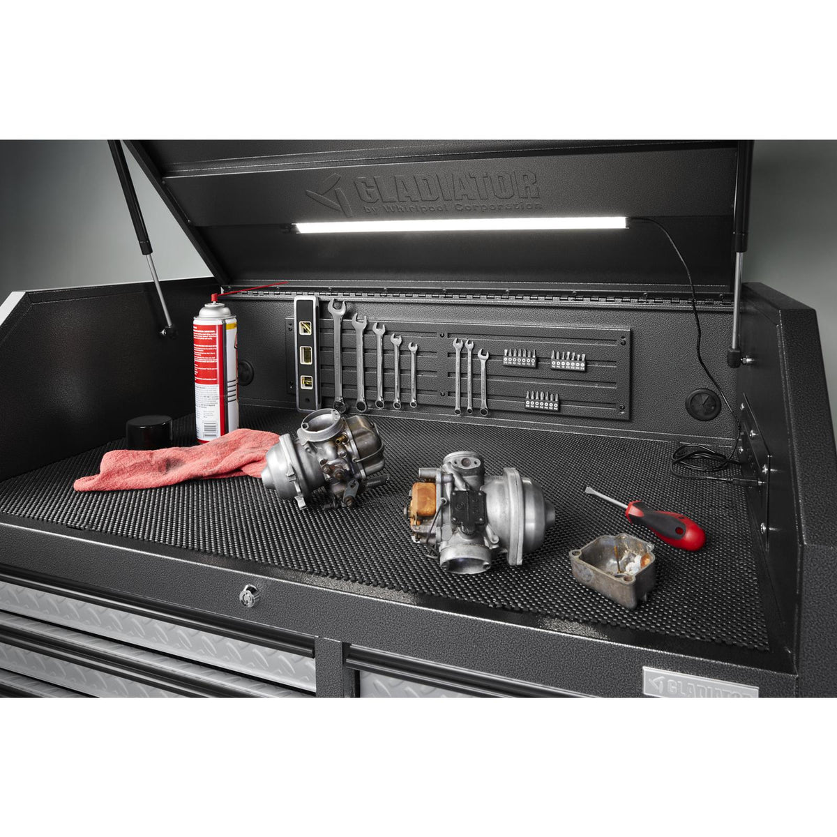 11 of 16 images - Premier 41 inch 15-drawer Mobile Tool Chest Combo