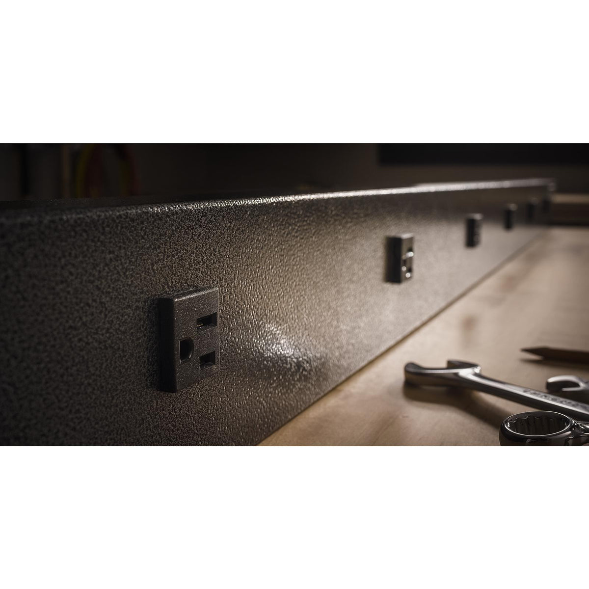 3 of 9 images - 6' Wide 9-Outlet Workbench Powerstrip